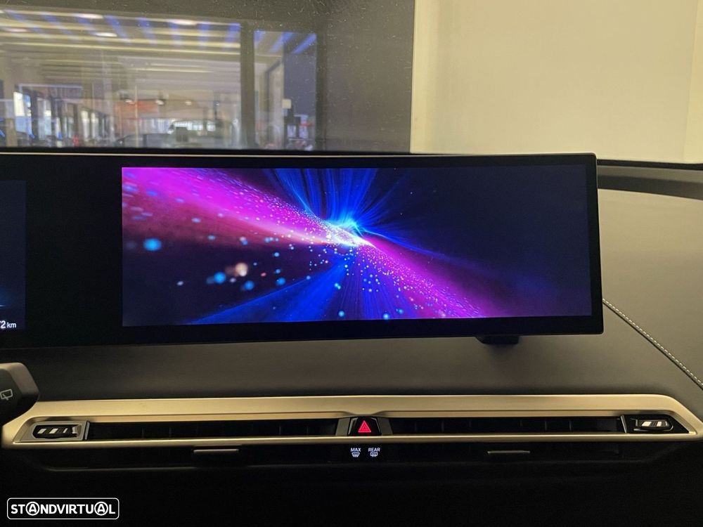 BMW iX xDrive 50 Pack Desportivo - 13