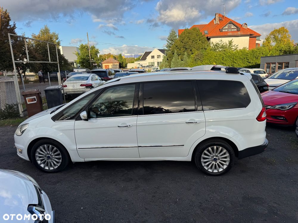 Ford Galaxy - 8