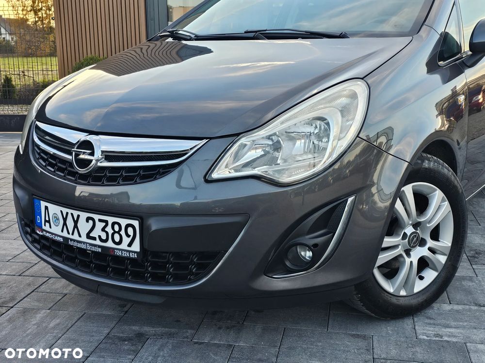 Opel Corsa 1.4 16V Edition - 12
