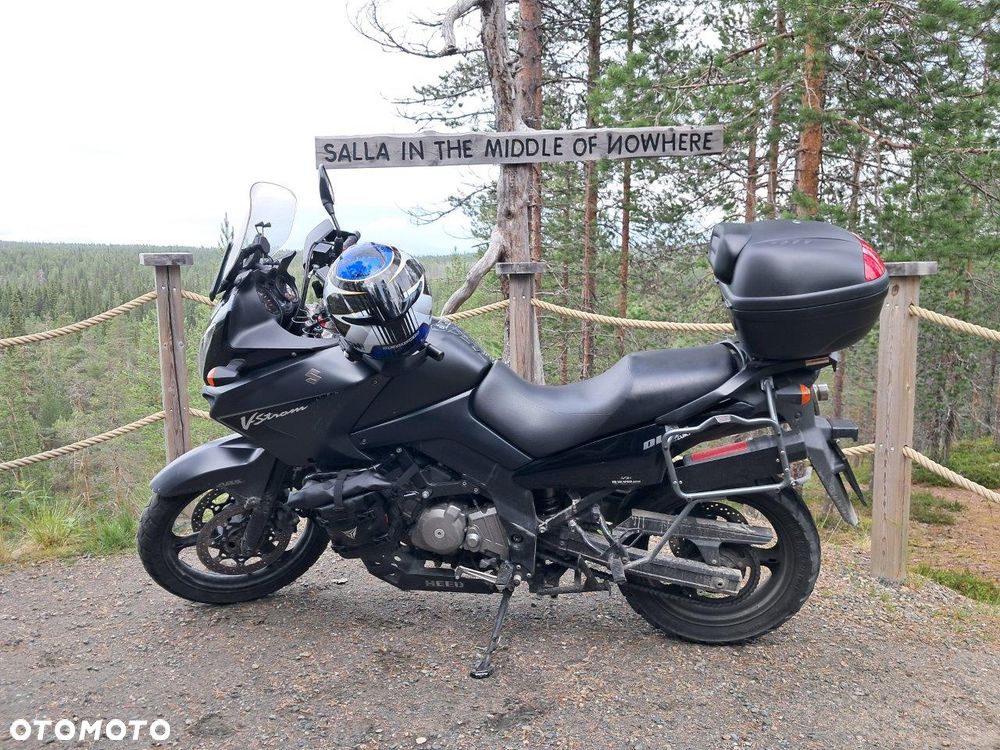 Suzuki V-STROM - 1
