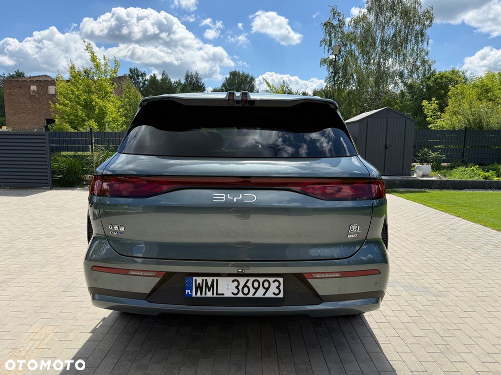 BYD Tang L - 7