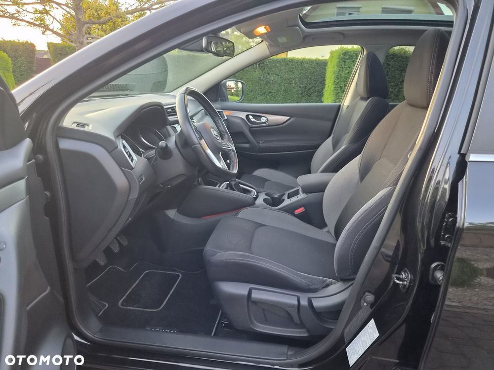 Nissan Qashqai 1.6 DIG-T N-Connecta - 14