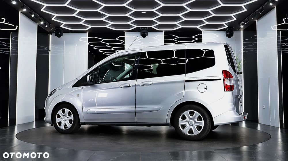 Ford Tourneo Courier 1.5 TDCi Trend - 5