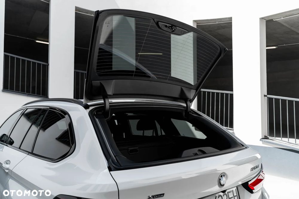 BMW Seria 5 520d xDrive mHEV M Sport sport - 38