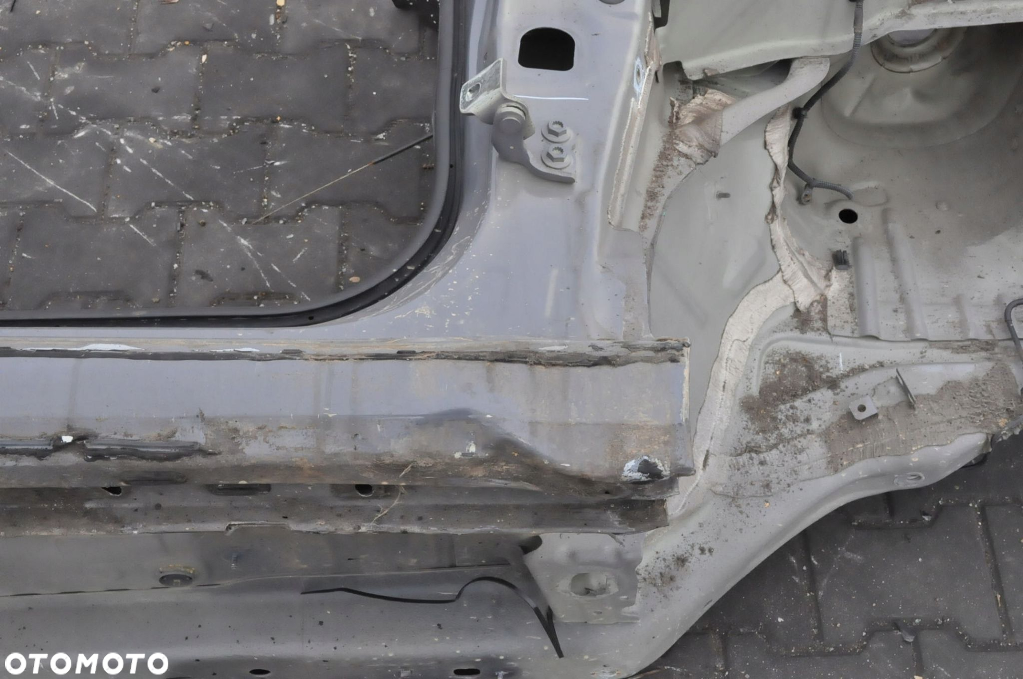 FIAT TIPO II SŁUPEK PRÓG PRAWY 793/A - 8