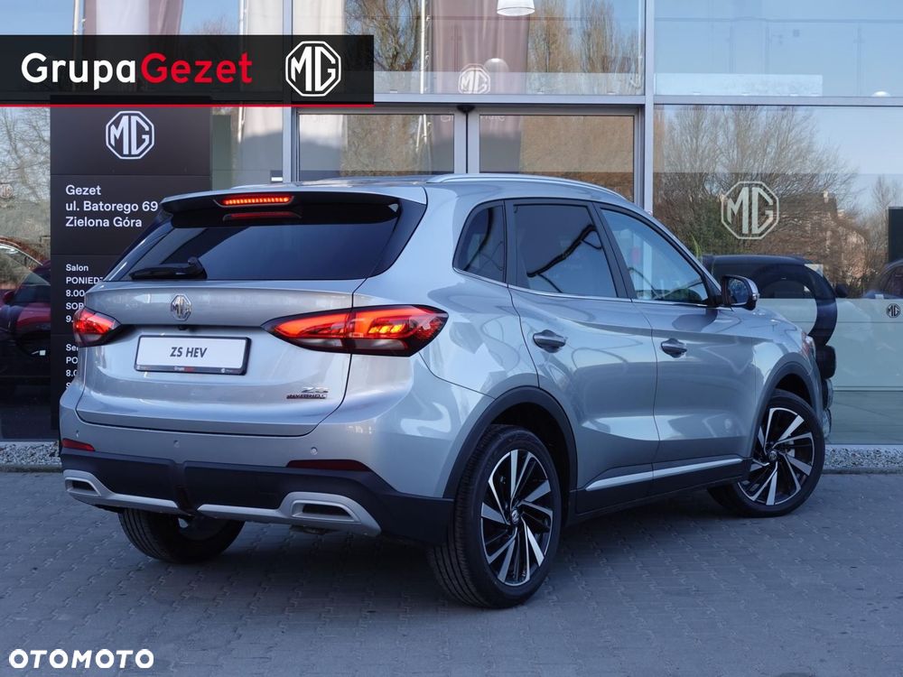 MG ZS - 4
