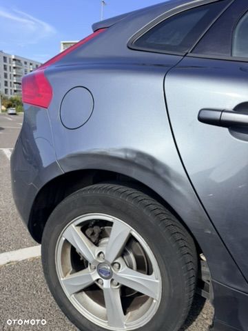 Volvo V40 D2 Kinetic - 9