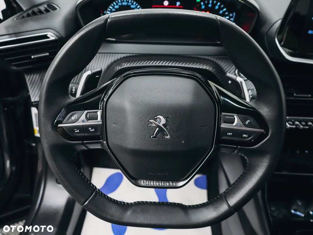 Peugeot 2008 1.5 BlueHDi Allure S&S EAT8 - 18