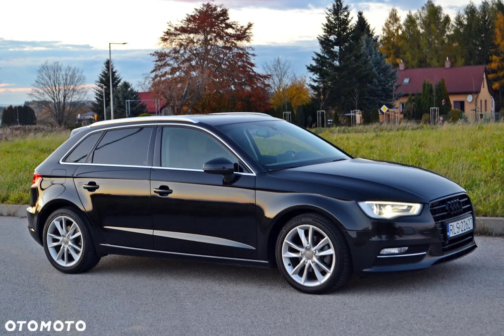 Audi A3 Sportback - 1