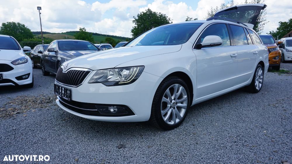 Skoda Superb 2.0 TDI Green tec DSG Elegance - 5