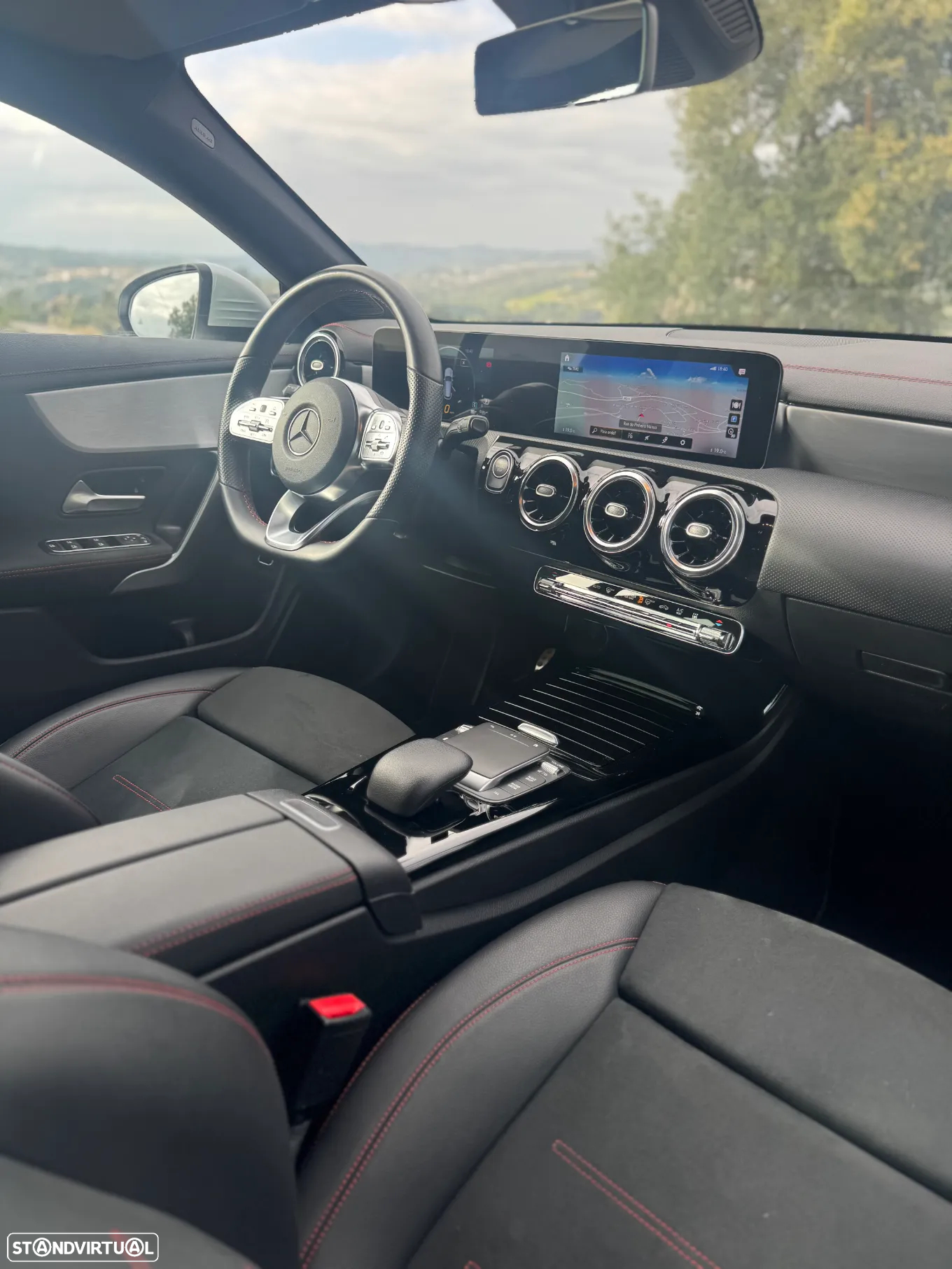 Mercedes-Benz CLA 250 e Shooting Brake AMG Line - 18