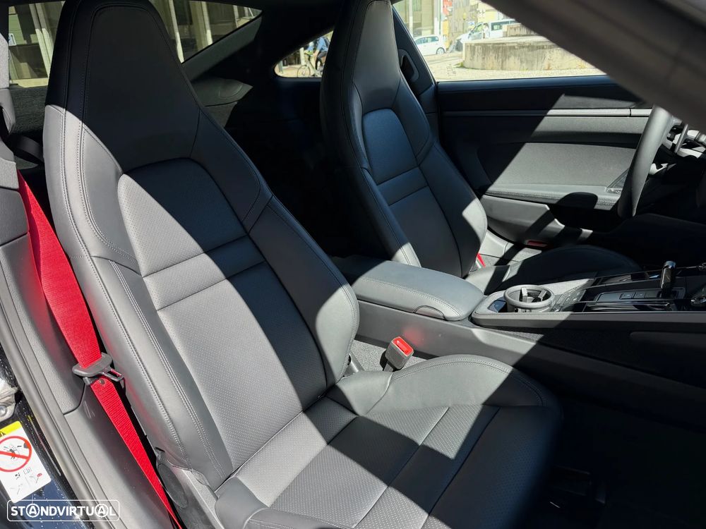 Porsche 911 (992) Carrera S - 9