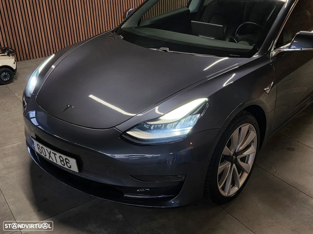 Tesla Model 3 AWD Dual Motor - 19