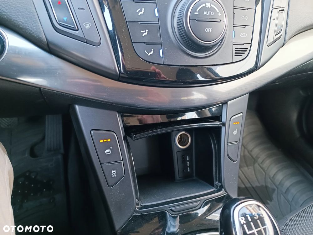 Hyundai i40 1.7 CRDi Comfort + - 22