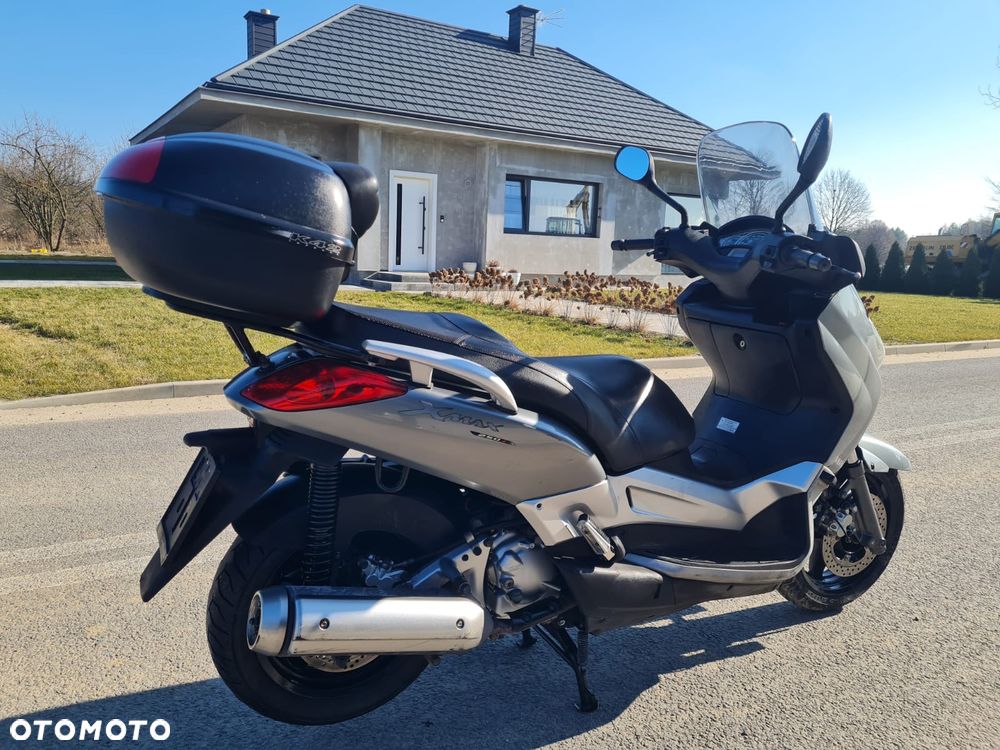 Yamaha X-max - 3