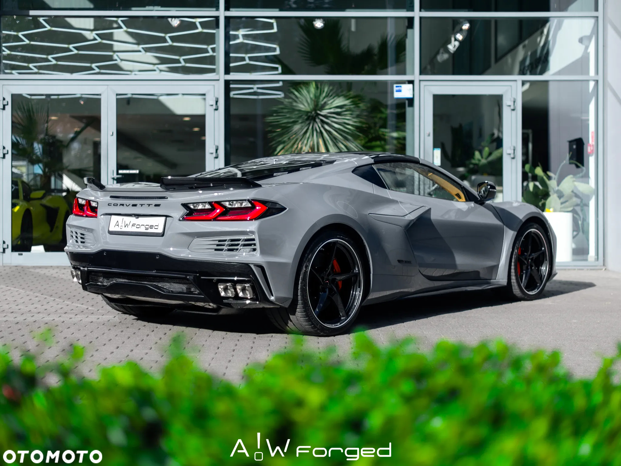 Chevrolet Corvette - 8
