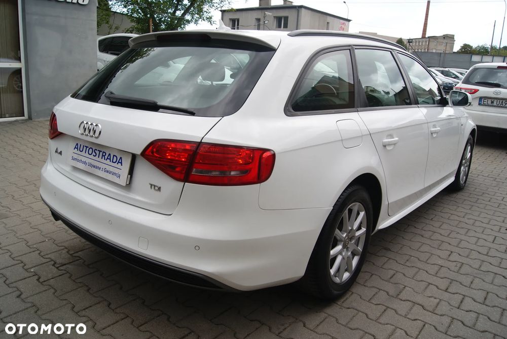 Audi A4 Avant 2.0 TDI DPF multitronic S line Sportpaket - 5