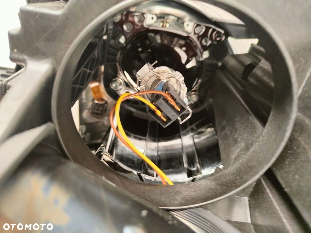 ALFA ROMEO GIULIETTA SOCZEWKA Z LED LAMPA LEWY PRZÓD 00505465710 - 6