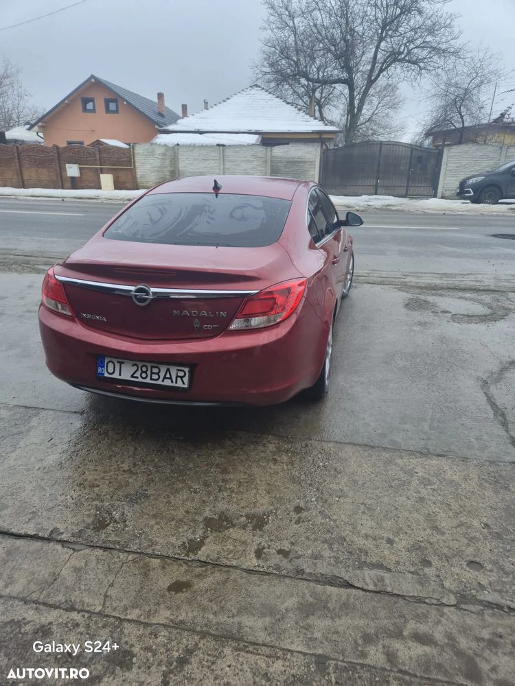 Opel Insignia 2.0 CDTI ECOFLEX - 10