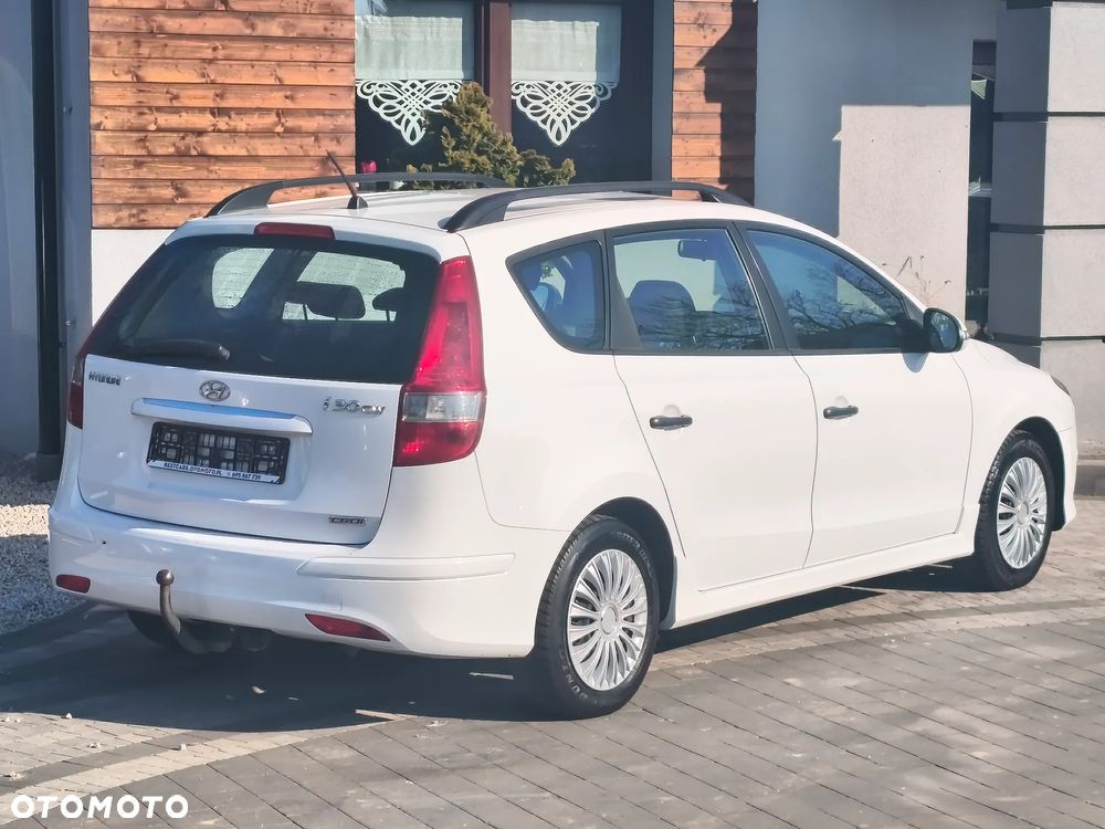 Hyundai i30 1.6 CRDi Classic + - 19