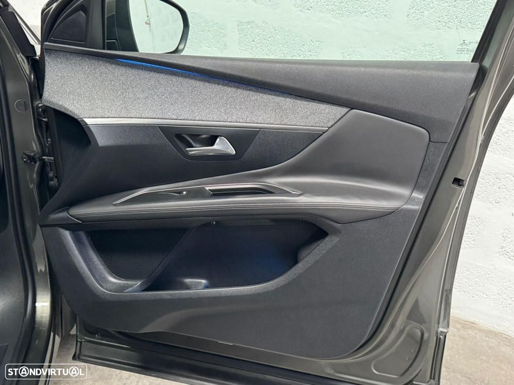 Peugeot 3008 1.5 BlueHDi Allure - 40