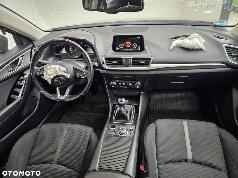 Mazda 3 - 9