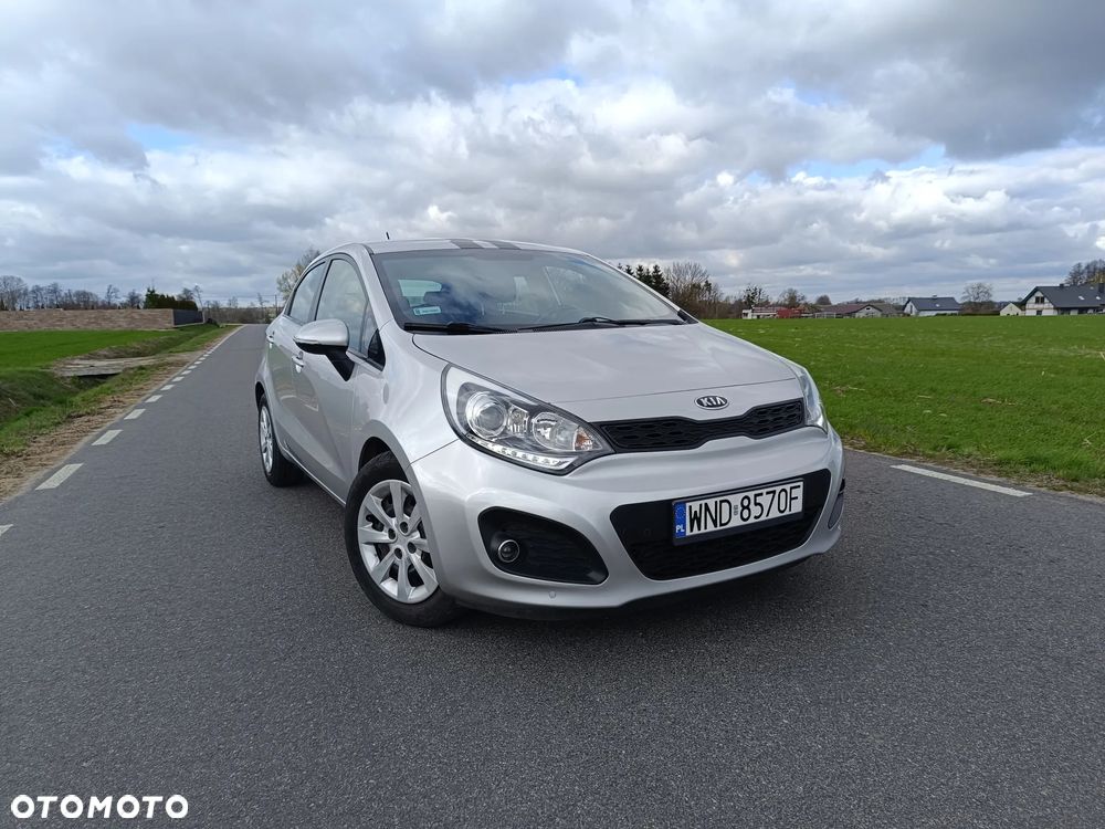 Kia Rio 1.2 XL - 1