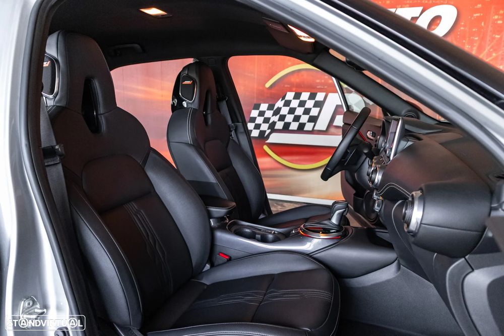 Nissan Juke 1.0 DIG-T Tekna Two Tone DCT - 27