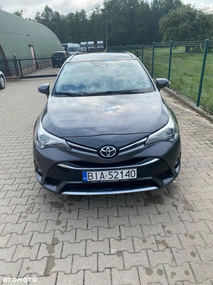 Toyota Avensis 2.0 D-4D Prestige - 9