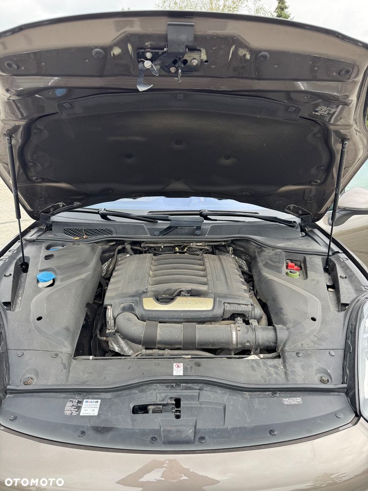 Porsche Cayenne Tiptronic S - 40