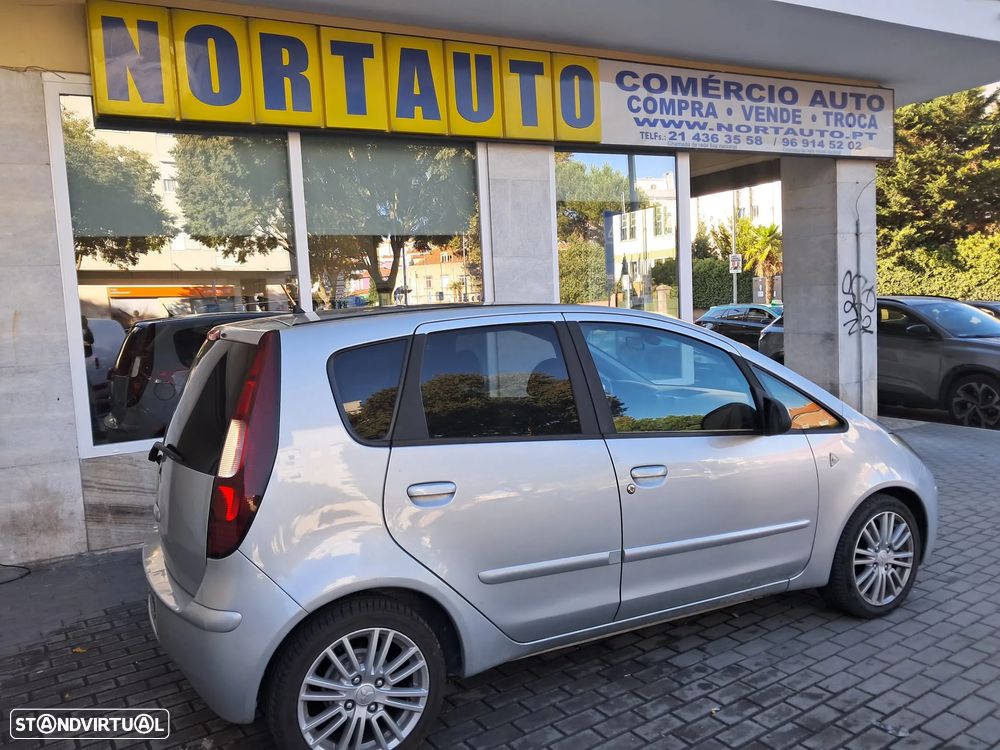 Mitsubishi Colt 1.1 E-motion - 1
