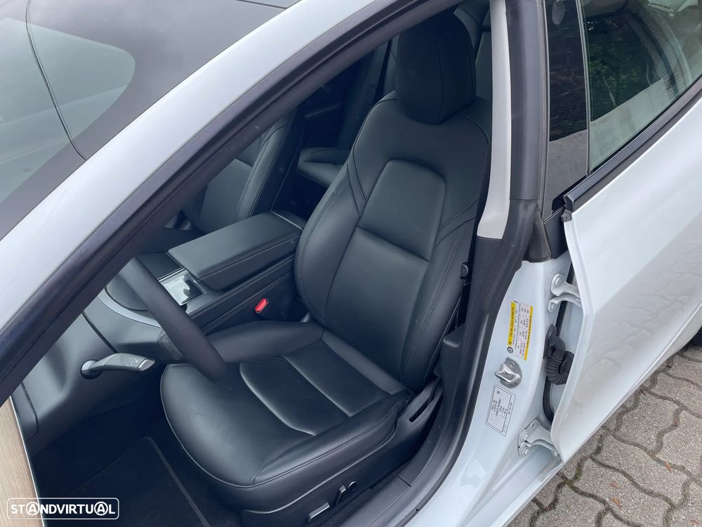 Tesla Model 3 Standard Range Plus RWD - 23