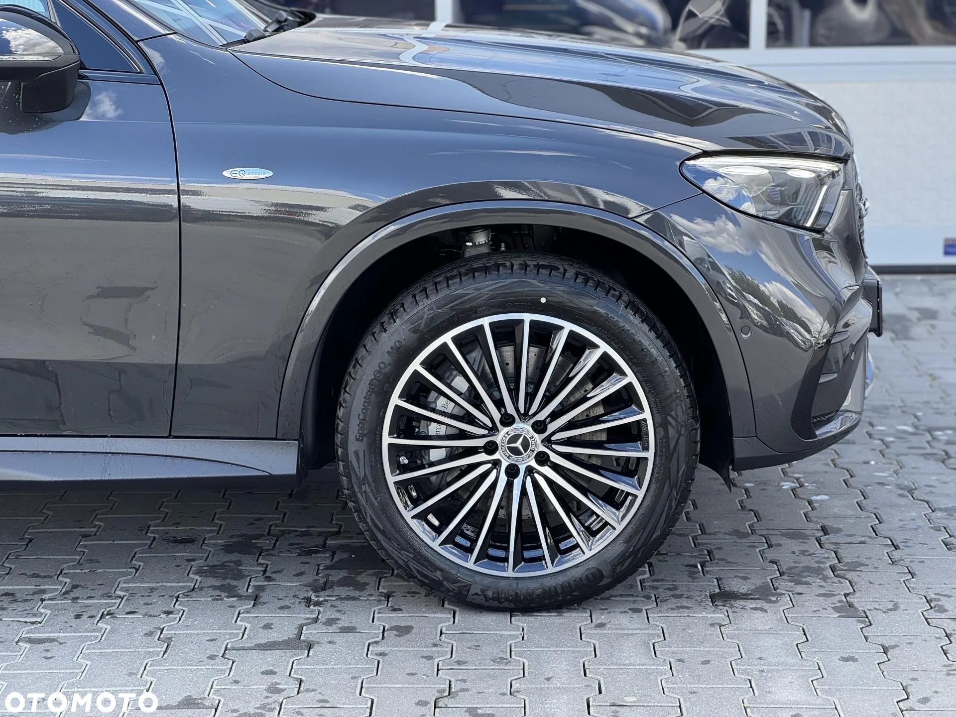 Mercedes-Benz GLC 300 e 4-Matic AMG Line - 8