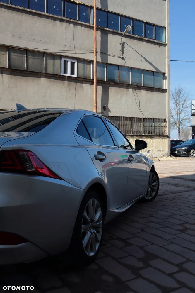 Lexus IS 250 Executive Line - 4