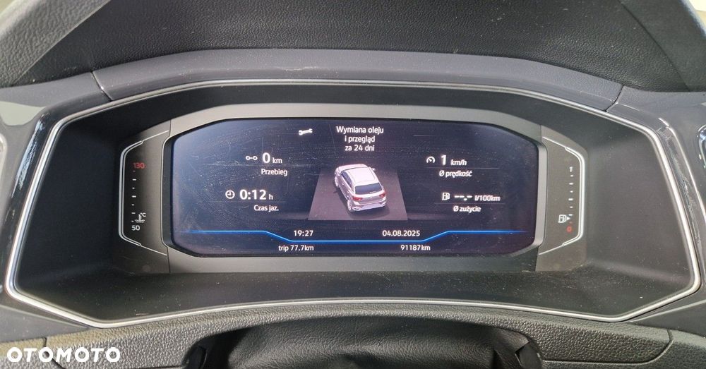 Volkswagen T-Roc - 16