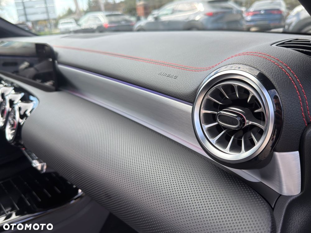 Mercedes-Benz CLA 200 d 8G-DCT AMG Line Advanced Plus - 20