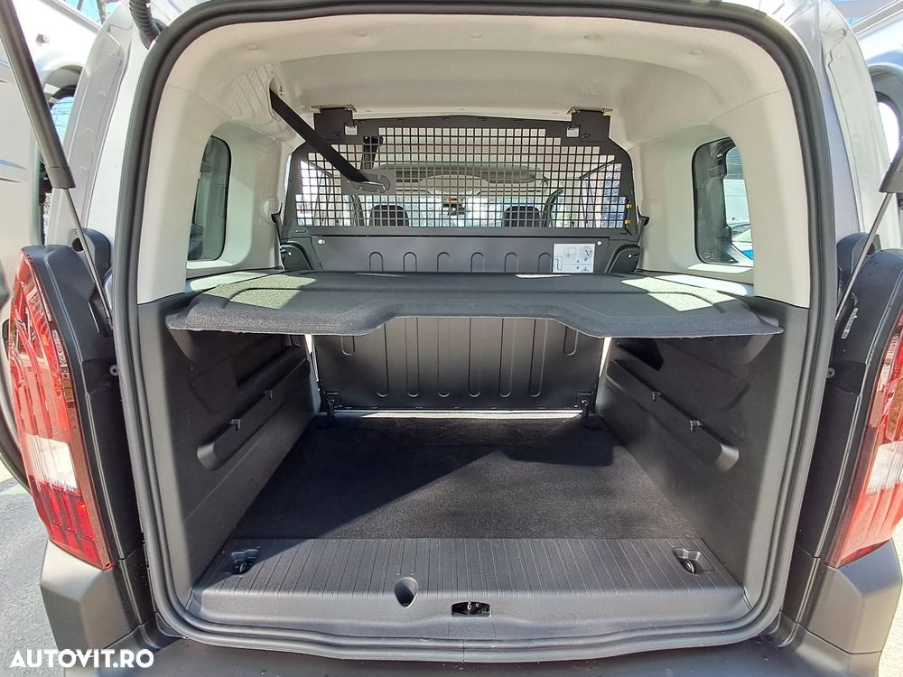 Peugeot Rifter 1.5 BlueHDI 100 CP S&S BVM6 Active Pack - 29