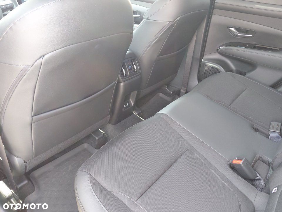 Hyundai Tucson - 11