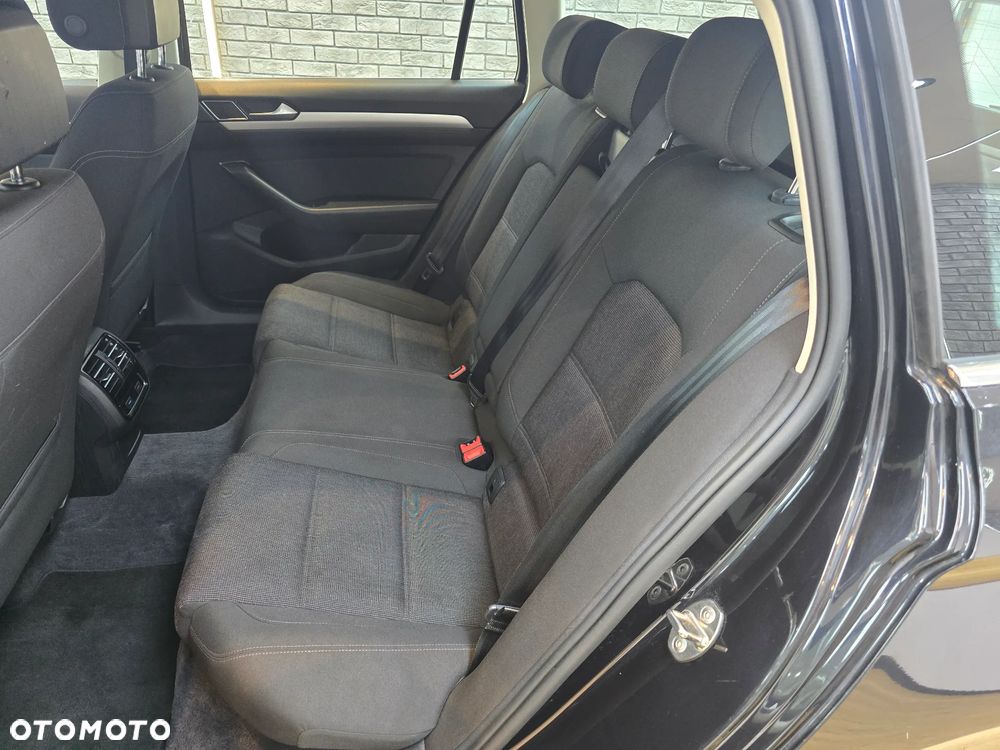 Volkswagen Passat 1.8 TSI BMT Comfortline - 20