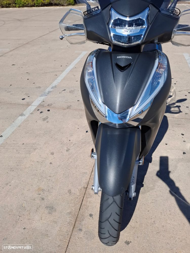 Honda SH - 4
