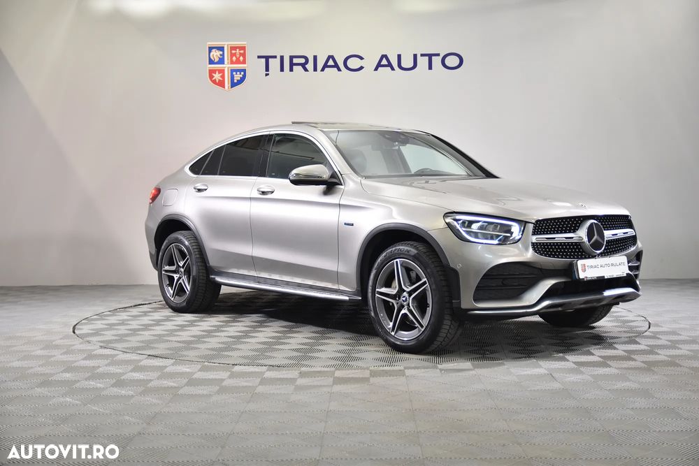 Mercedes-Benz GLC Coupe 300 e 4MATIC - 8