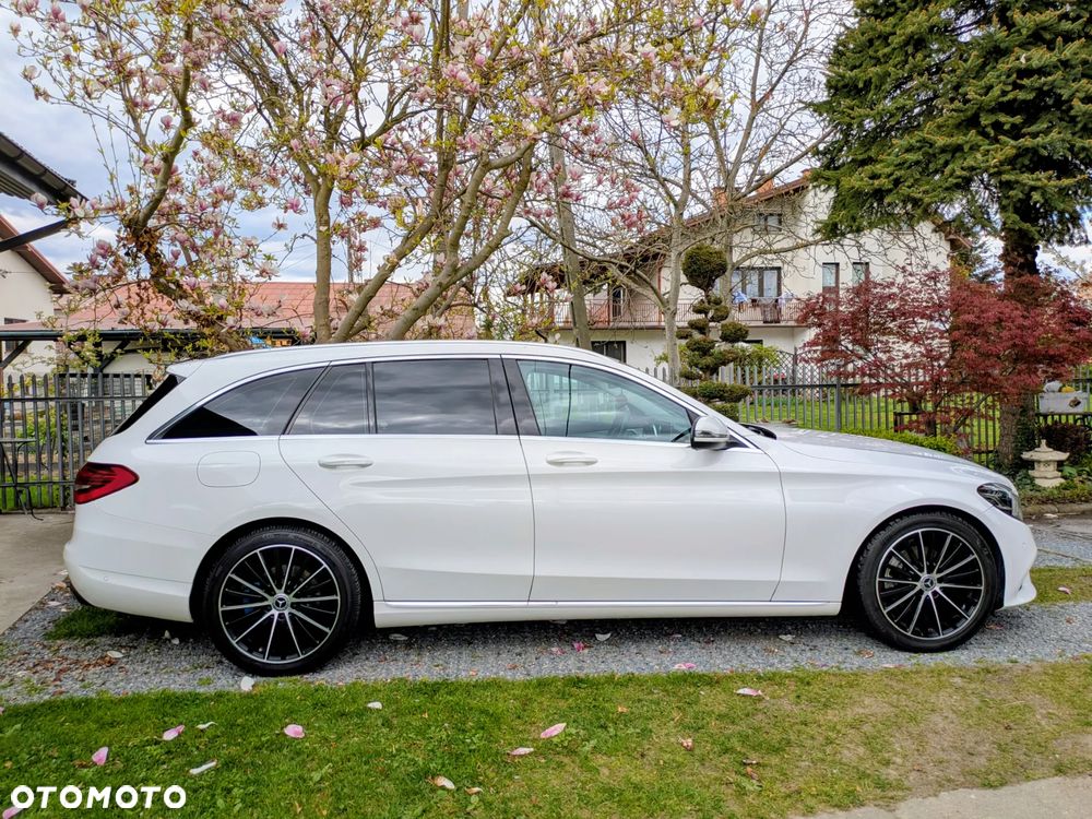 Mercedes-Benz Klasa C 220 d 9G-TRONIC Avantgarde - 3