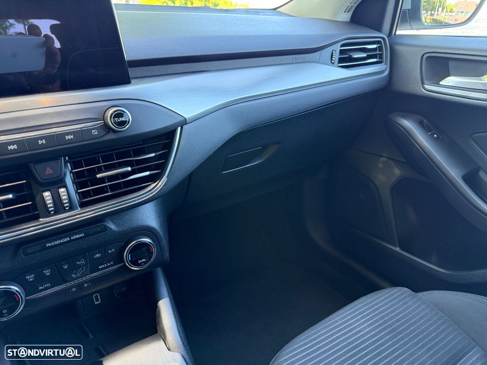 Ford Focus SW 1.5 TDCi EcoBlue Titanium Aut. - 22