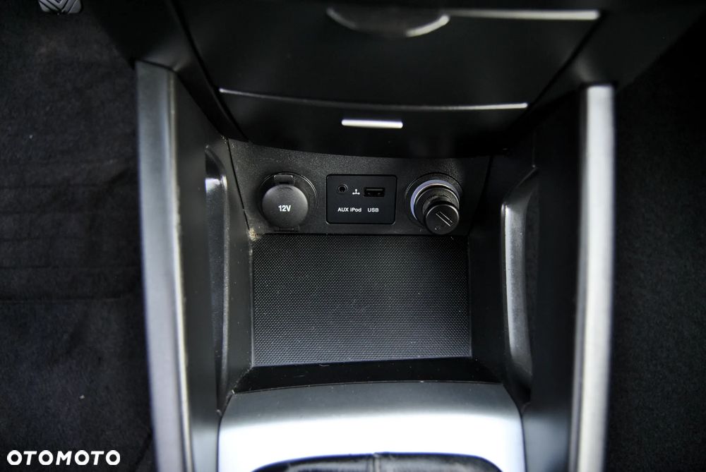 Kia Ceed - 32