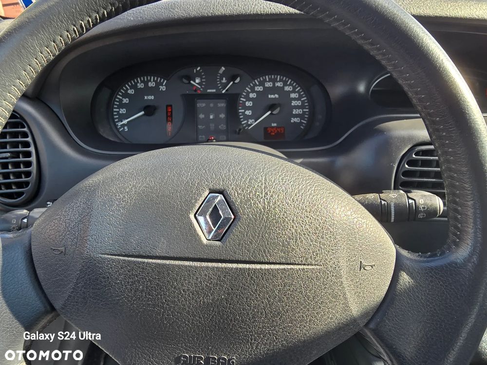 Renault Megane - 10