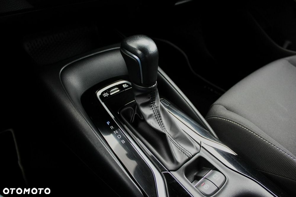 Toyota Corolla 1.8 Hybrid Comfort - 18