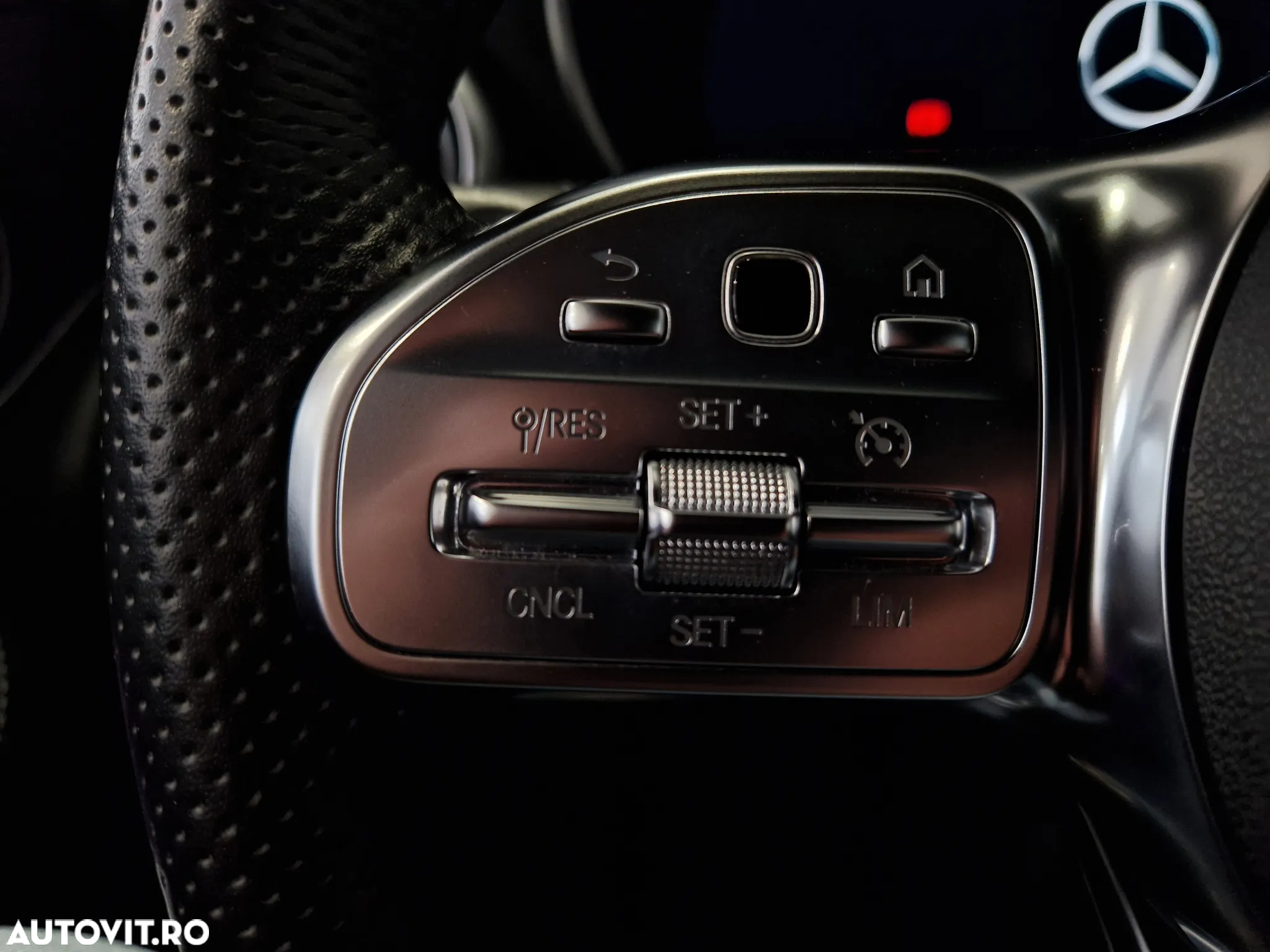 Mercedes-Benz GLC 200 4MATIC MHEV - 19