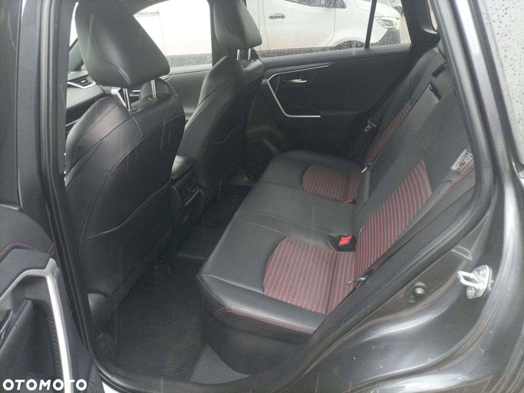 Toyota RAV4 - 17