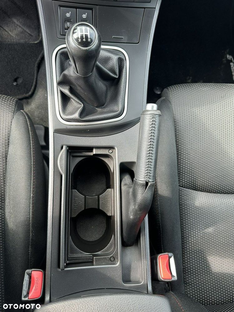 Mazda 3 - 15
