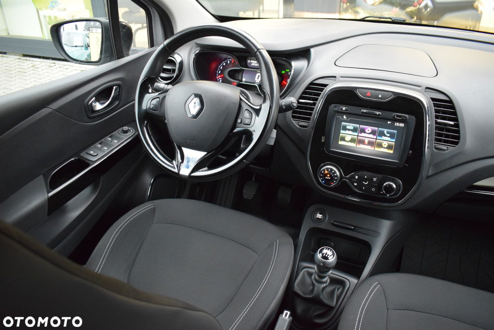 Renault Captur - 13